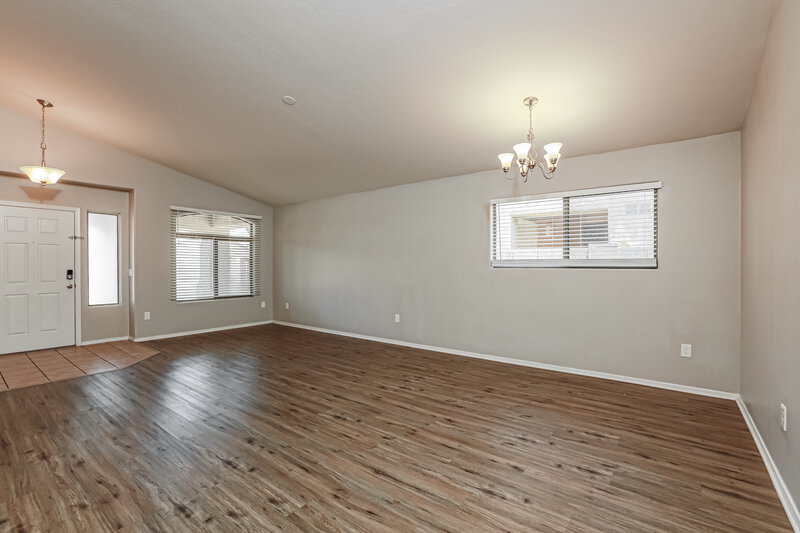 1,975/Mo, 6821 W Copperwood Way Tucson, AZ 85757 Living Room View 3