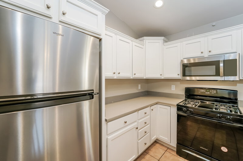 2,095/Mo, 6821 W Copperwood Way Tucson, AZ 85757 Kitchen View 2