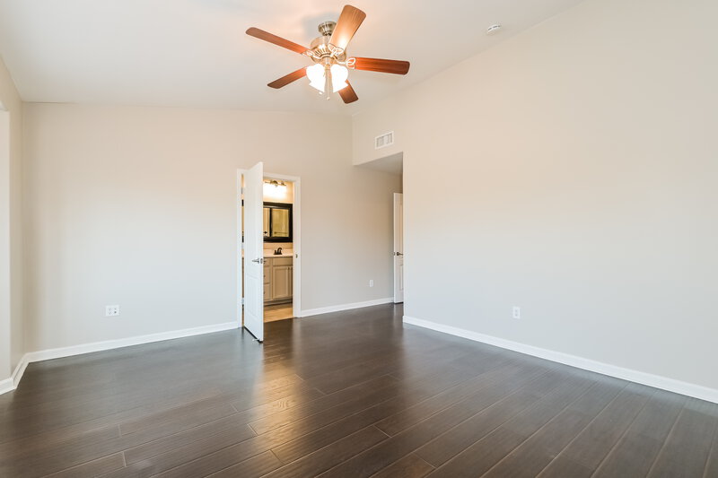 2,110/Mo, 991 E Mowry Wash Ln Sahuarita, AZ 85629 Main Bedroom View 2