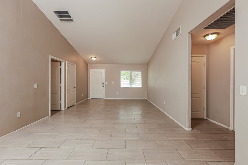 2,355/Mo, 6492 W Harbin Ridge Way Tucson, AZ 85757 Living Room View 3