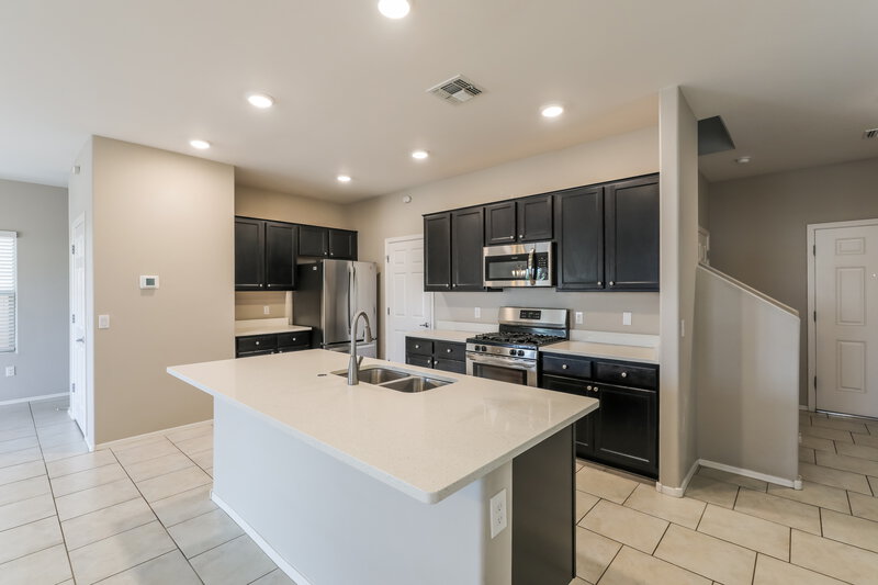 1,735/Mo, 6549 S Diablo Dr Tucson, AZ 85757 Kitchen View