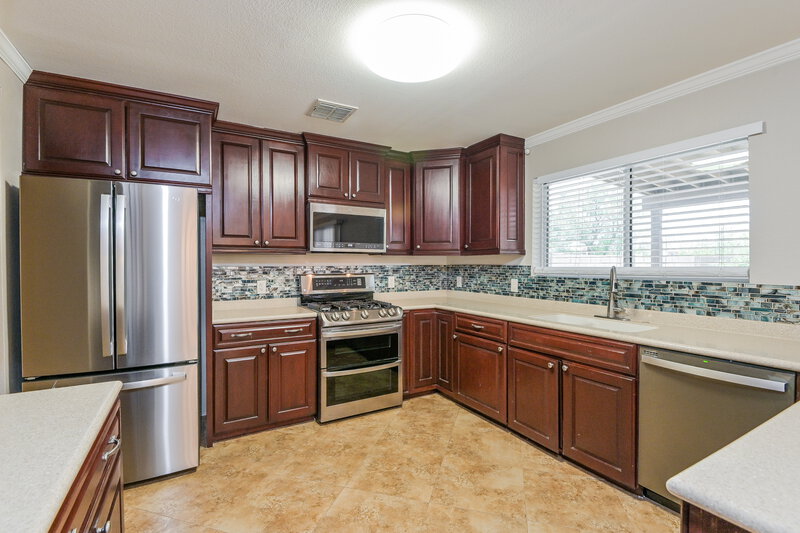 2,015/Mo, 1155 W Calle Vista de Suenos Sahuarita, AZ 85629 Kitchen View 2