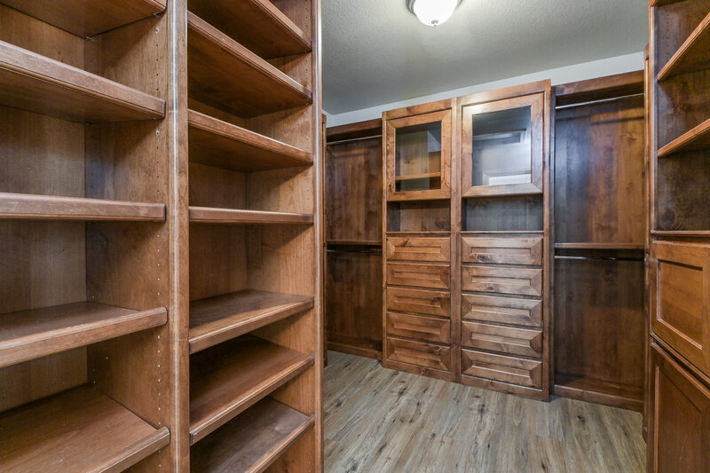2,015/Mo, 1155 W Calle Vista de Suenos Sahuarita, AZ 85629 Walk In Closet View