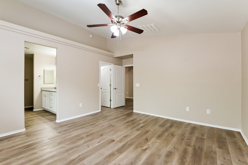 2,030/Mo, 70 W Calle Patio Lindo Sahuarita, AZ 85629 Main Bedroom View 2
