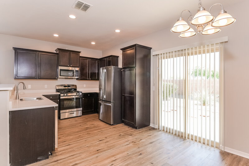 2,010/Mo, 14214 N Spear Point Way Marana, AZ 85658 Dining Room View