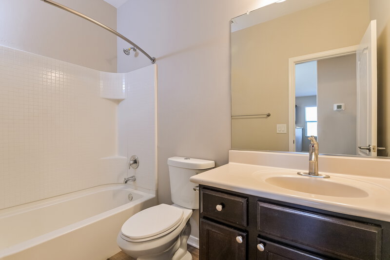 2,010/Mo, 14214 N Spear Point Way Marana, AZ 85658 Bathroom View