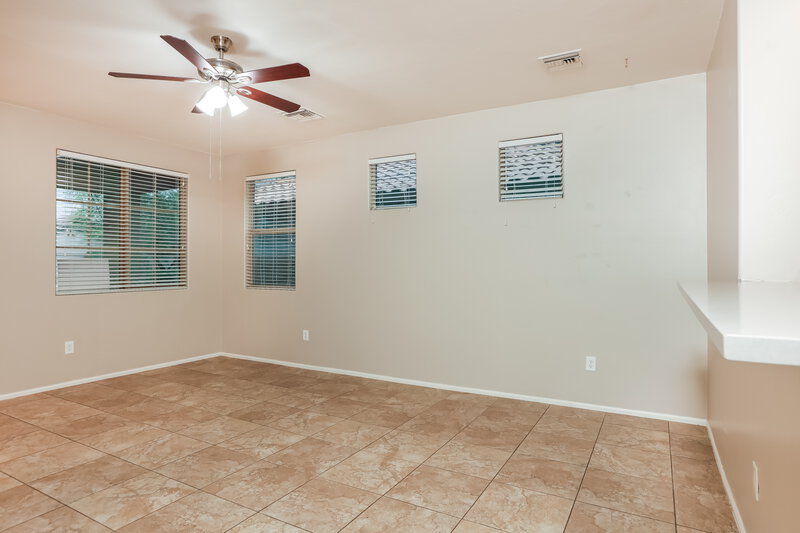 2,255/Mo, 6851 W Leeward Cove Way Tucson, AZ 85757 Living Room View 2
