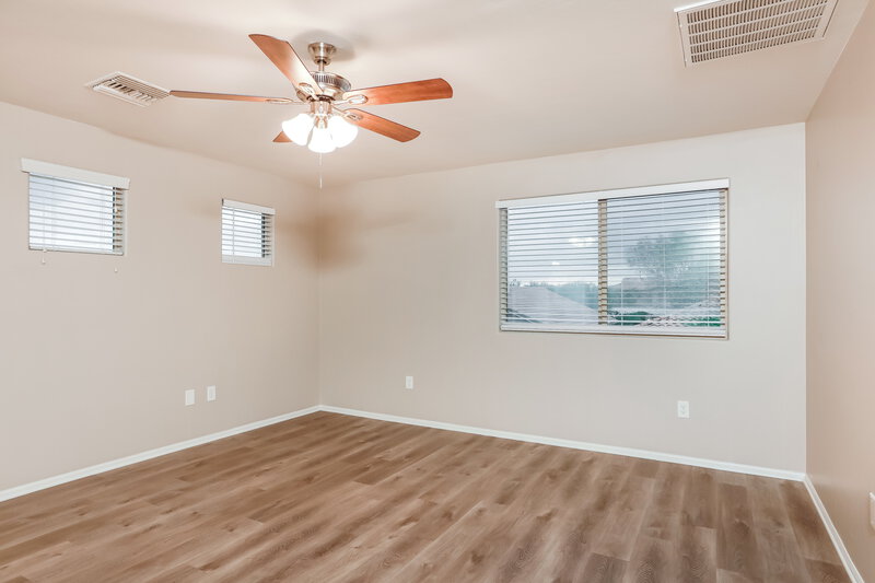 2,255/Mo, 6851 W Leeward Cove Way Tucson, AZ 85757 Main Bedroom View