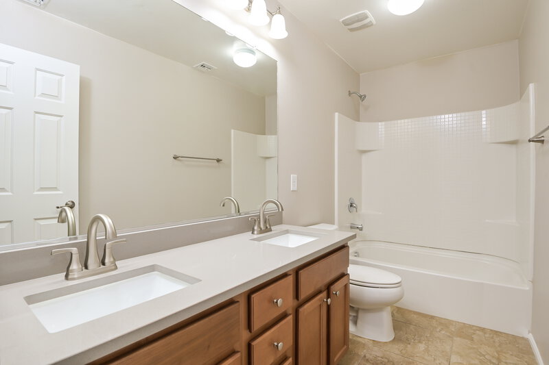 2,495/Mo, 6851 W Leeward Cove Way Tucson, AZ 85757 Bathroom View 2