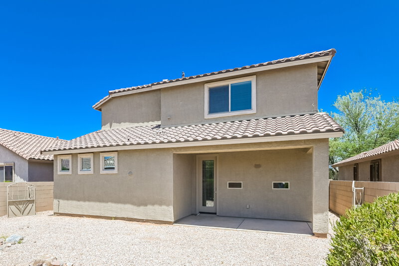 2,495/Mo, 6851 W Leeward Cove Way Tucson, AZ 85757 Rear View