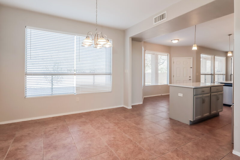 1,970/Mo, 355 E Camino del Abeto Sahuarita, AZ 85629 Dining Room View
