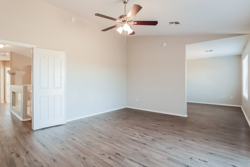 1,970/Mo, 355 E Camino del Abeto Sahuarita, AZ 85629 Main Bedroom View