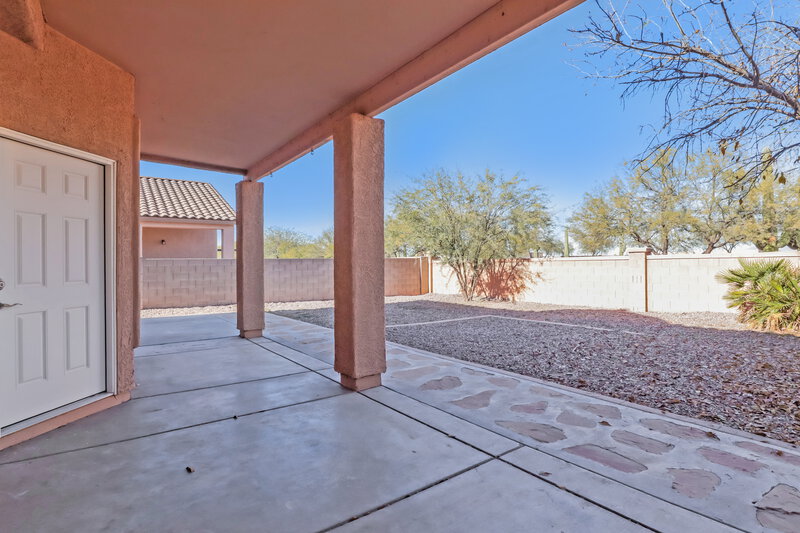 1,970/Mo, 355 E Camino del Abeto Sahuarita, AZ 85629 Patio View