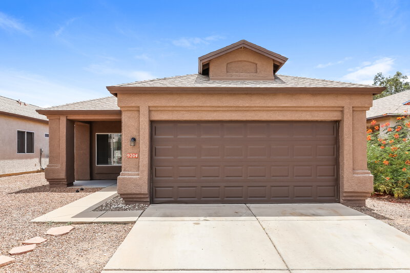 1,805/Mo, 9204 E Muleshoe St Tucson, AZ 85747 External View