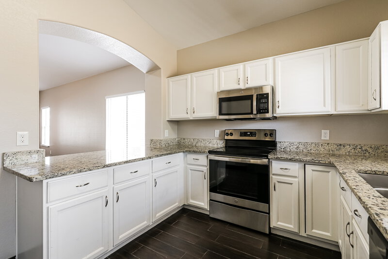 1,805/Mo, 9204 E Muleshoe St Tucson, AZ 85747 Kitchen View