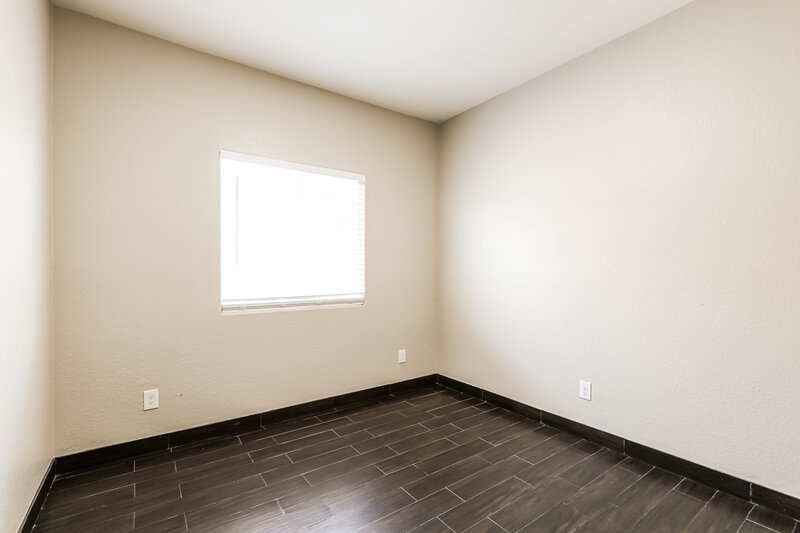 1,805/Mo, 9204 E Muleshoe St Tucson, AZ 85747 Bedroom View