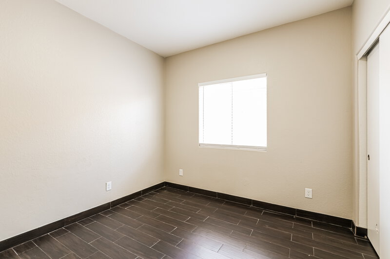 1,805/Mo, 9204 E Muleshoe St Tucson, AZ 85747 Bedroom View 2