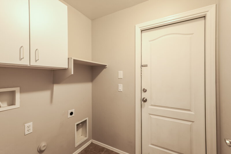 2,480/Mo, 11320 W Cotton Bale Ln Marana, AZ 85653 Laundry Room View