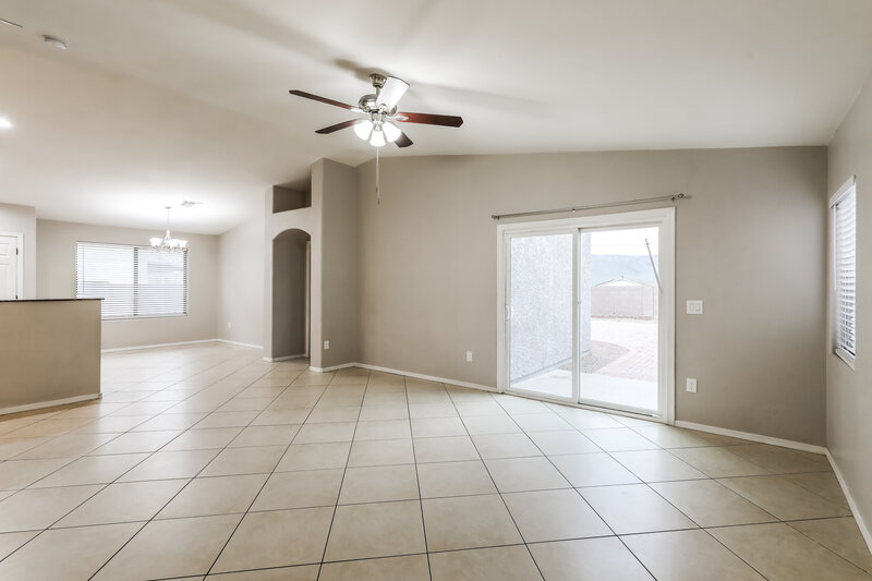1,830/Mo, 7269 S Avenida de la Palmar Tucson, AZ 85746 Living Room View 2