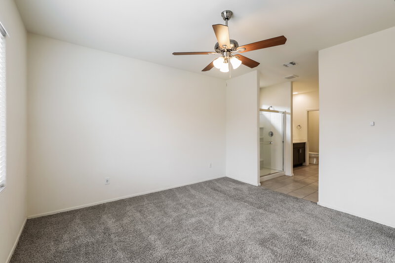 1,695/Mo, 6989 W Hedge Rose Drive Tucson, AZ 85757 Main Bedroom View 2