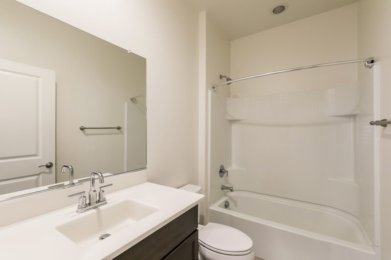 1,695/Mo, 6989 W Hedge Rose Drive Tucson, AZ 85757 Bathroom View