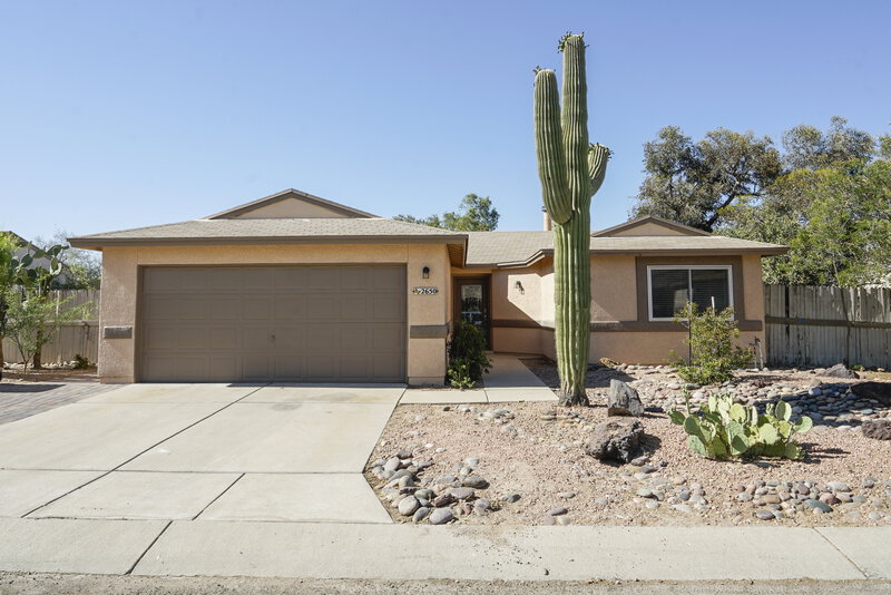 1,950/Mo, 2650 W Firebrook Rd Tucson, AZ 85741 External View