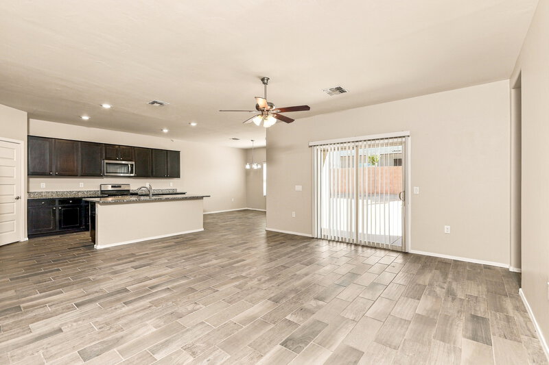 1,910/Mo, 7471 W Calle Aragon Tucson, AZ 85757 Living Room View