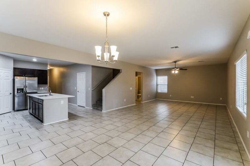 1,795/Mo, 207 E Calle Vivaz Green Valley, AZ 85614 Dining Room View