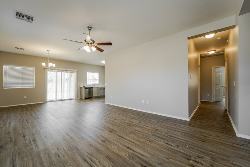 1,645/Mo, 8448 W Green Kingfisher Ln Tucson, AZ 85757 Living Room View