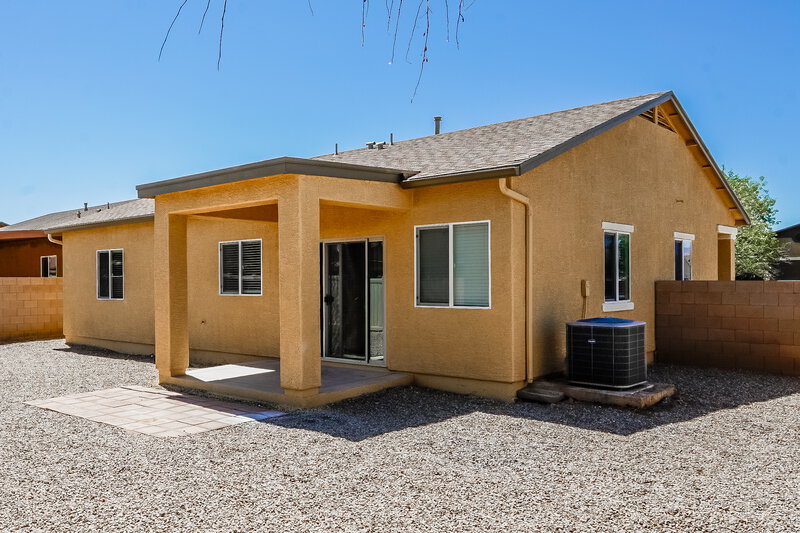 1,645/Mo, 8448 W Green Kingfisher Ln Tucson, AZ 85757 Rear View