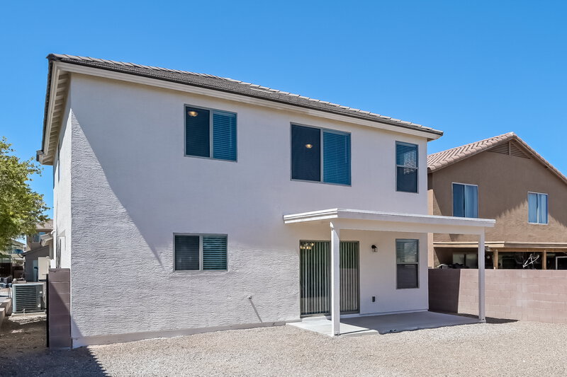 1,900/Mo, 909 W Placita El Cauce Rico Green Valley, AZ 85614 Rear View