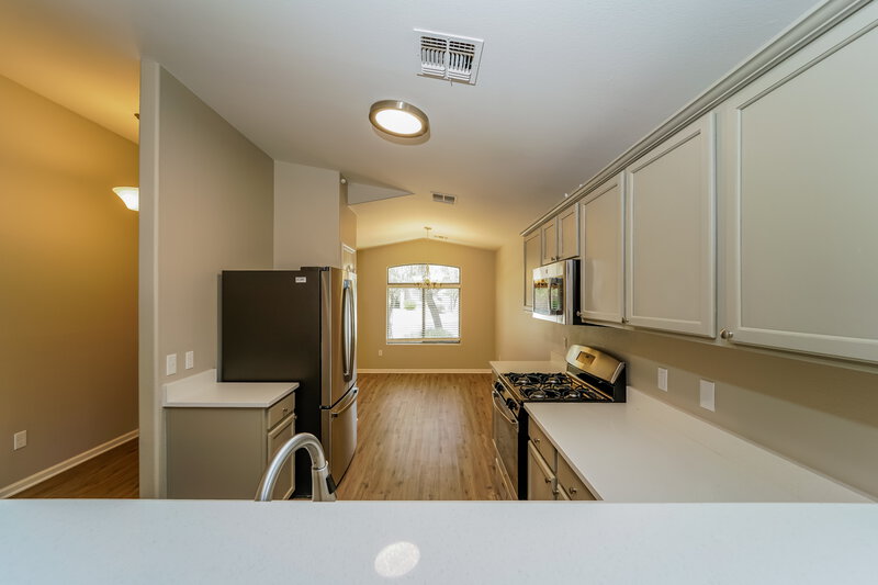 2,000/Mo, 11475 W Magic Song Street Marana, AZ 85658 Kitchen View