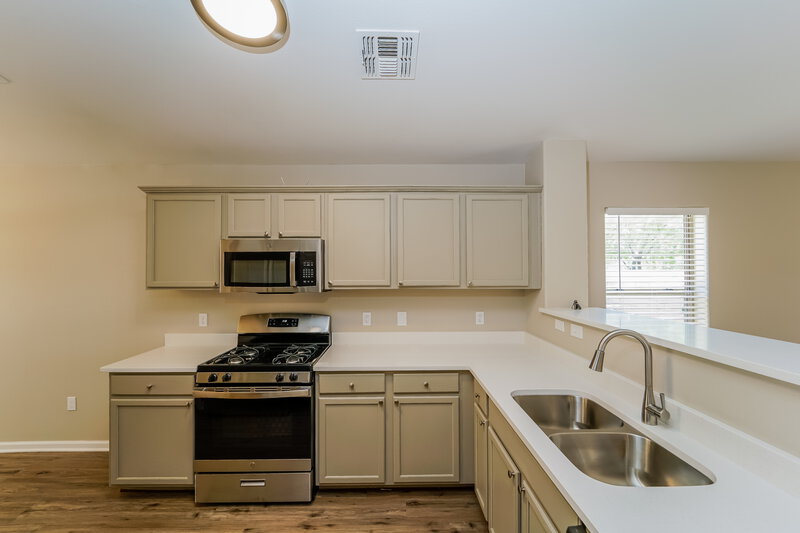 2,000/Mo, 11475 W Magic Song Street Marana, AZ 85658 Kitchen View 2