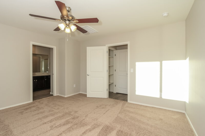 1,740/Mo, 7084 S Victor Dr Tucson, AZ 85757 Main Bedroom View 2