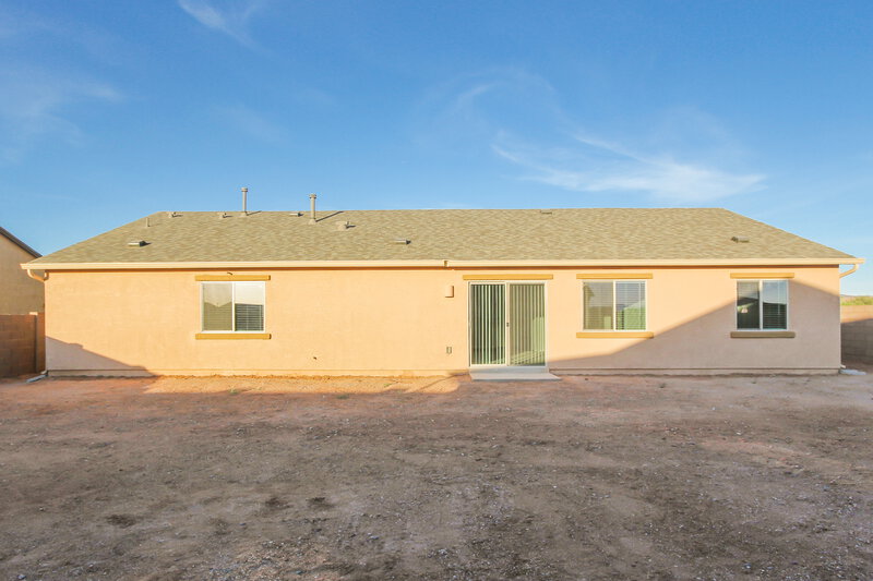 1,740/Mo, 7084 S Victor Dr Tucson, AZ 85757 Rear View