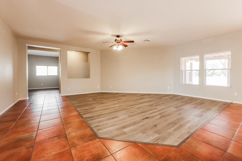 2,100/Mo, 10833 S Camino San Clemente Vail, AZ 85641 Living Room View