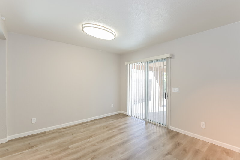 1,770/Mo, 18620 S Camino de las Quintas Sahuarita, AZ 85629 Dining Room View