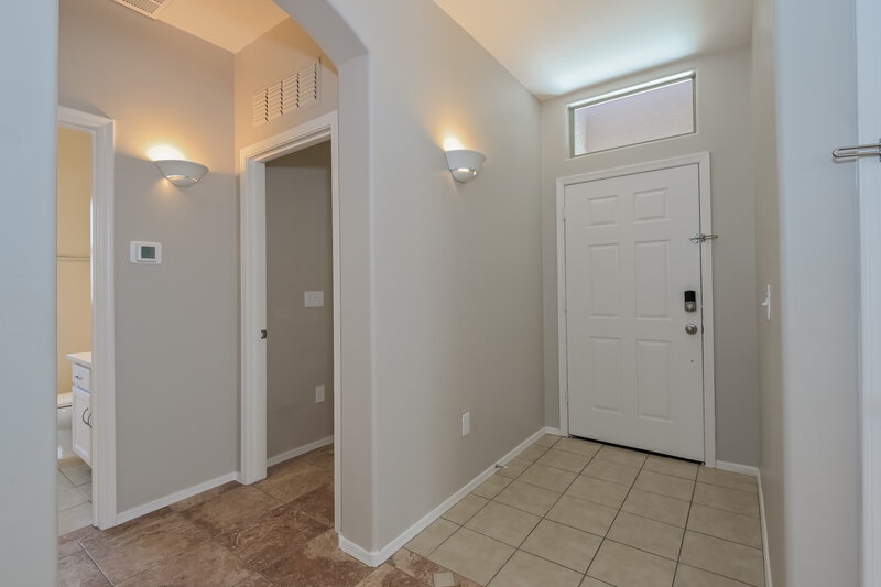 1,810/Mo, 12809 E Hartshorn Pass Vail, AZ 85641 Foyer View