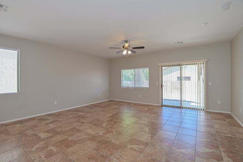 1,810/Mo, 12809 E Hartshorn Pass Vail, AZ 85641 Dining Room View