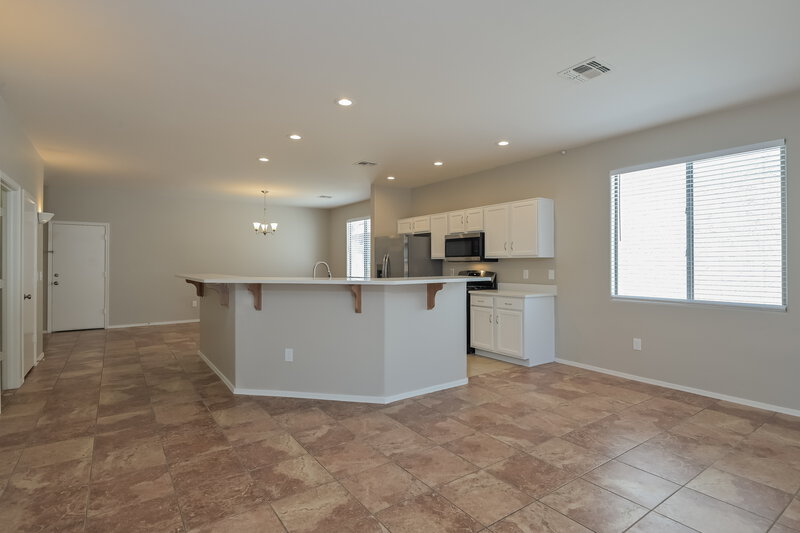 1,810/Mo, 12809 E Hartshorn Pass Vail, AZ 85641 Kitchen View 2