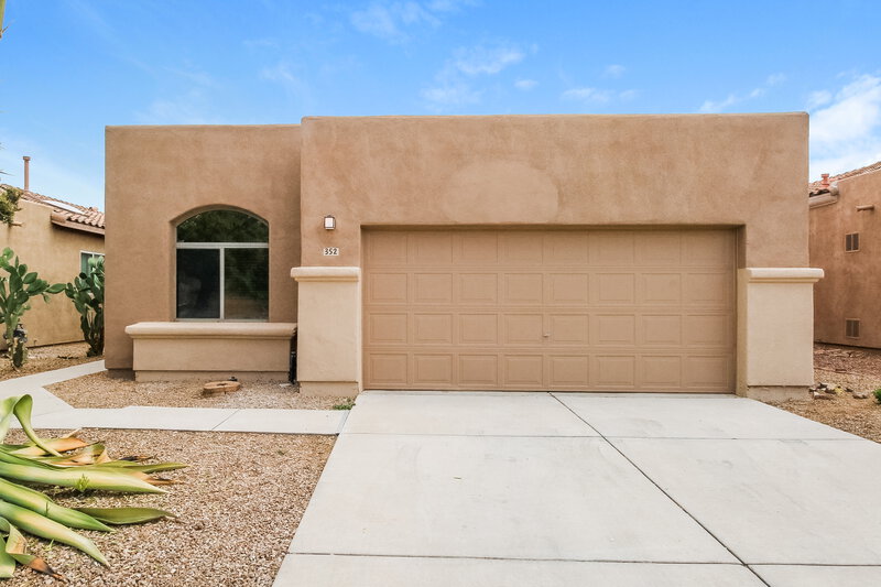 1,925/Mo, 352 E Calle Minerva Green Valley, AZ 85614 External View