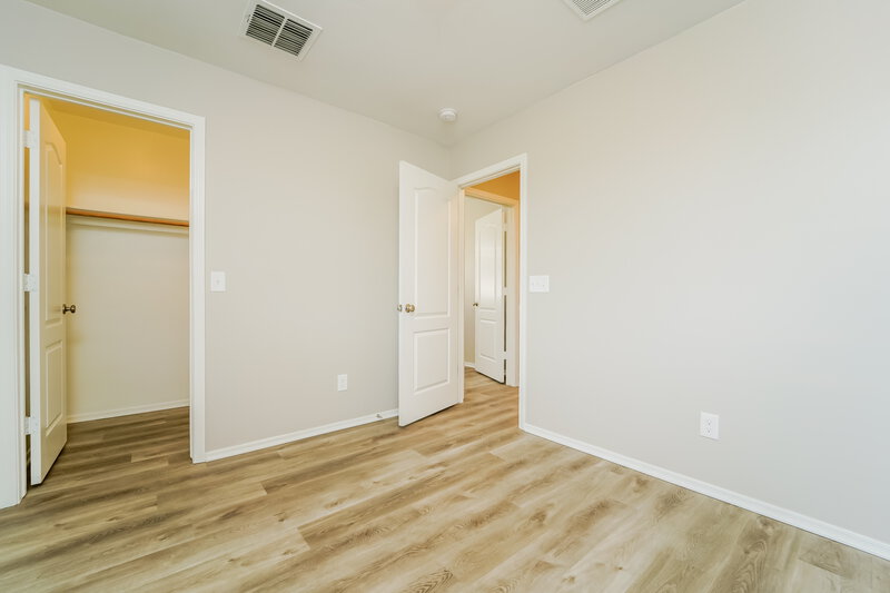 1,945/Mo, 713 West Emerald Key Dr Green Valley, AZ 85614 Bedroom View 2