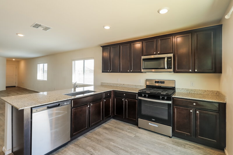 1,670/Mo, 12946 N Ong Dr Marana, AZ 85653 Kitchen View 2