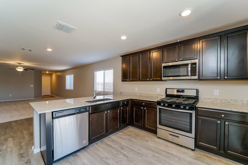 2,040/Mo, 12919 N Ong Dr Marana, AZ 85653 Kitchen View