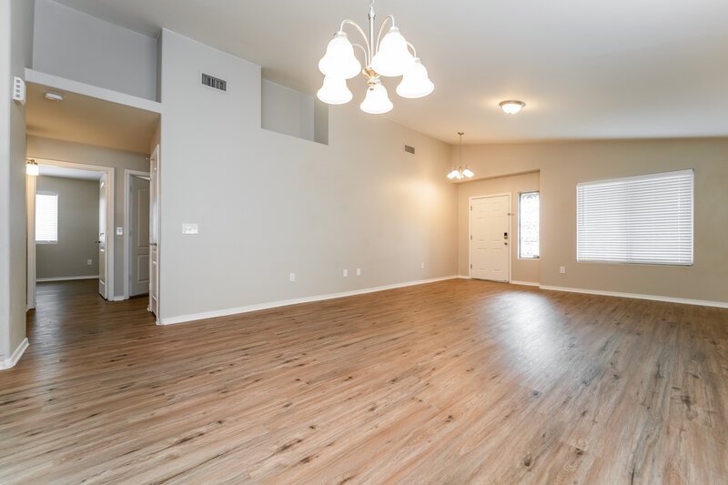 1,800/Mo, 6797 W Copperwood Way Tucson, AZ 85757 Dining Room View