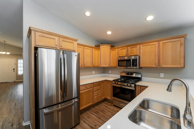 1,800/Mo, 6797 W Copperwood Way Tucson, AZ 85757 Kitchen View