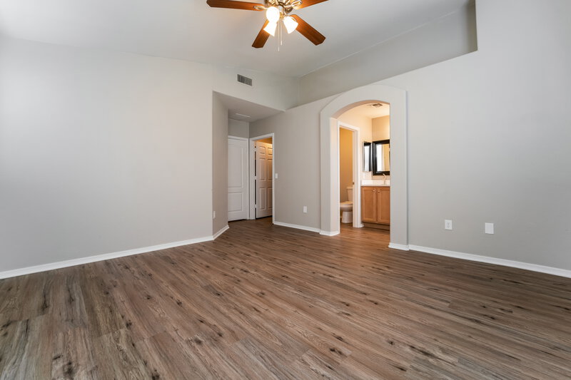 1,800/Mo, 6797 W Copperwood Way Tucson, AZ 85757 Main Bedroom View