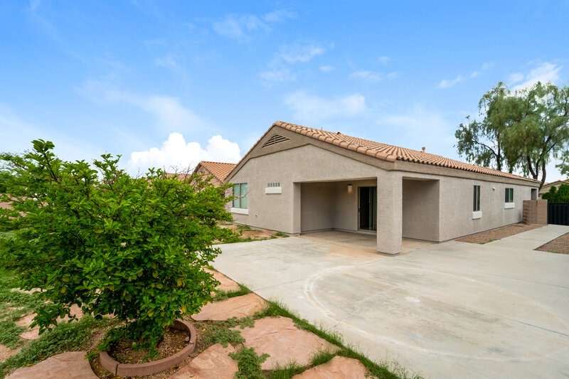 1,800/Mo, 6797 W Copperwood Way Tucson, AZ 85757 Rear View 2