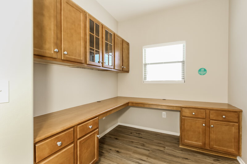 2,040/Mo, 476 E Placita Rejilla Sahuarita, AZ 85629 Office View