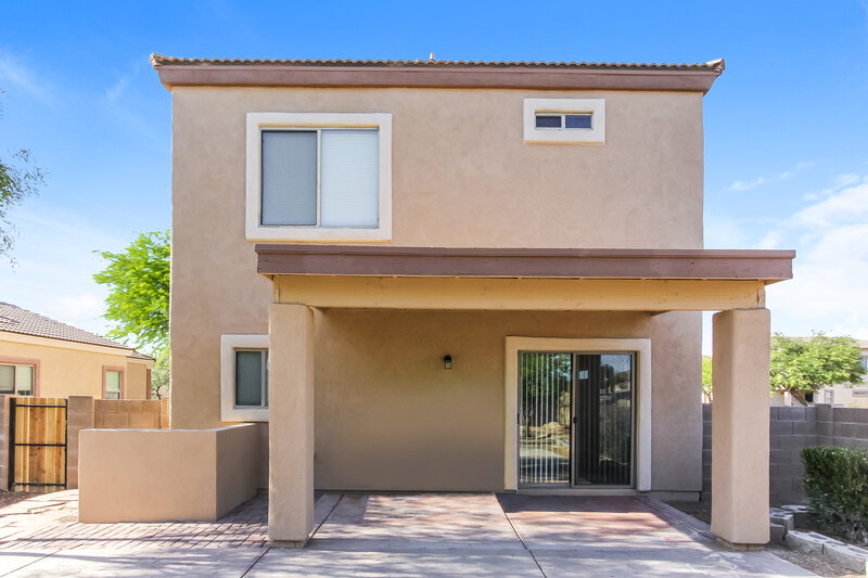 2,040/Mo, 476 E Placita Rejilla Sahuarita, AZ 85629 Rear View